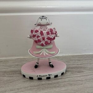 Pink Heart Bouquet Figurine Home Accent